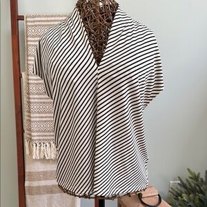 H&M Striped Black and White Women's Top